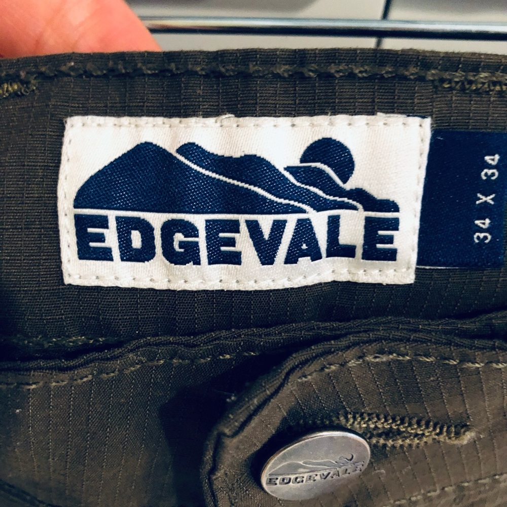 Men’s pants by Edgevale, EUC, size 34.